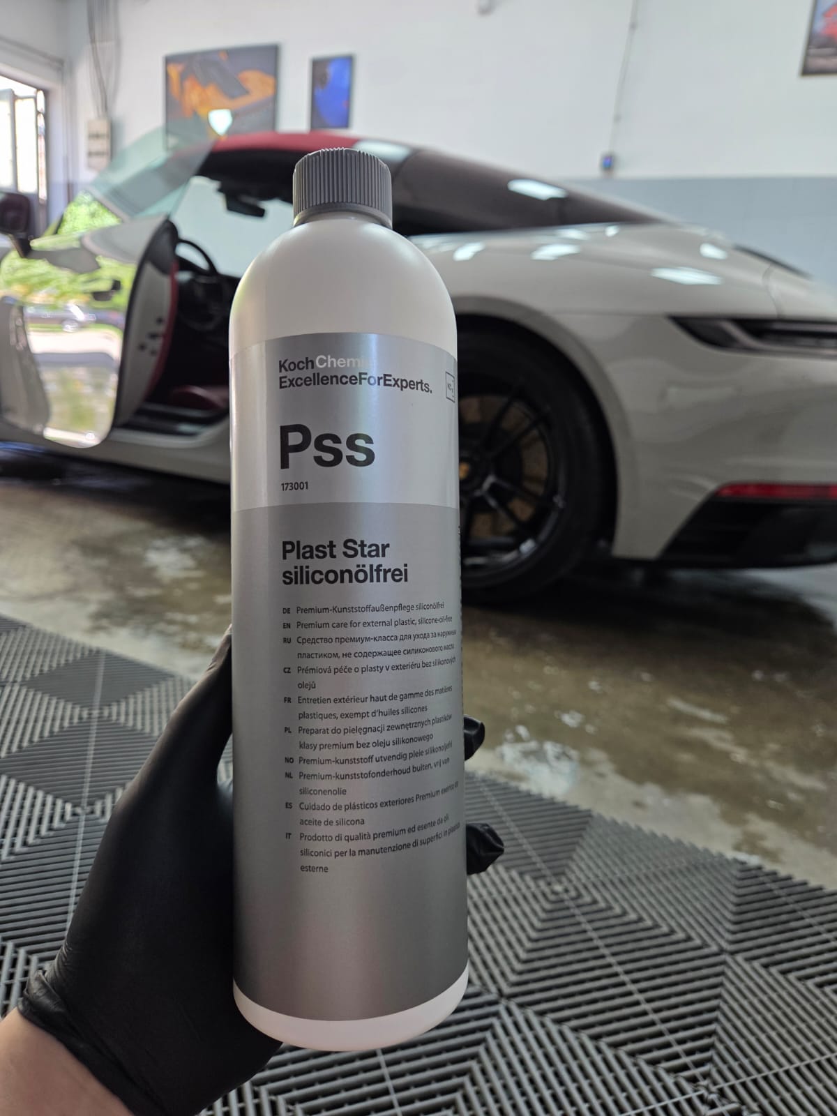 auto detailing dorcol rad 01 | profesionalno pranje i poliranje automobila u studiju na Dorćolu