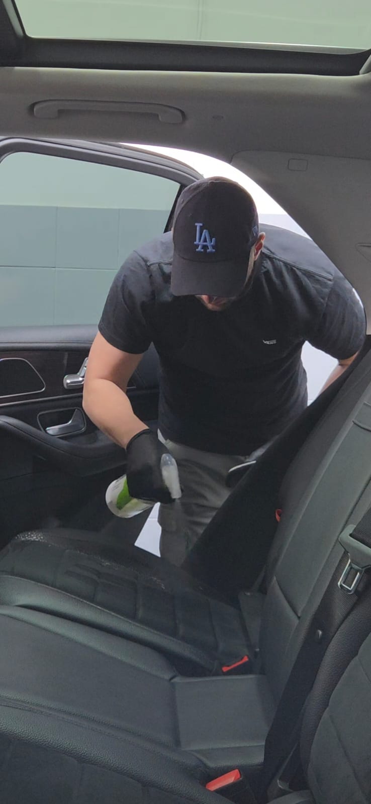auto detailing dorcol rad 33 | profesionalno pranje i poliranje automobila u studiju na Dorćolu