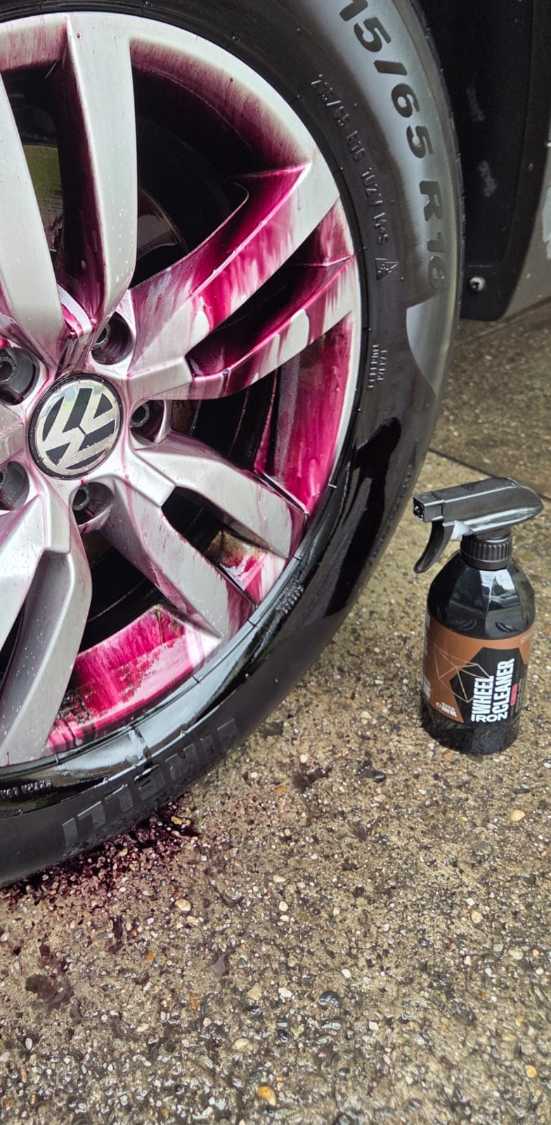 auto detailing dorcol rad 34 | profesionalno pranje i poliranje automobila u studiju na Dorćolu