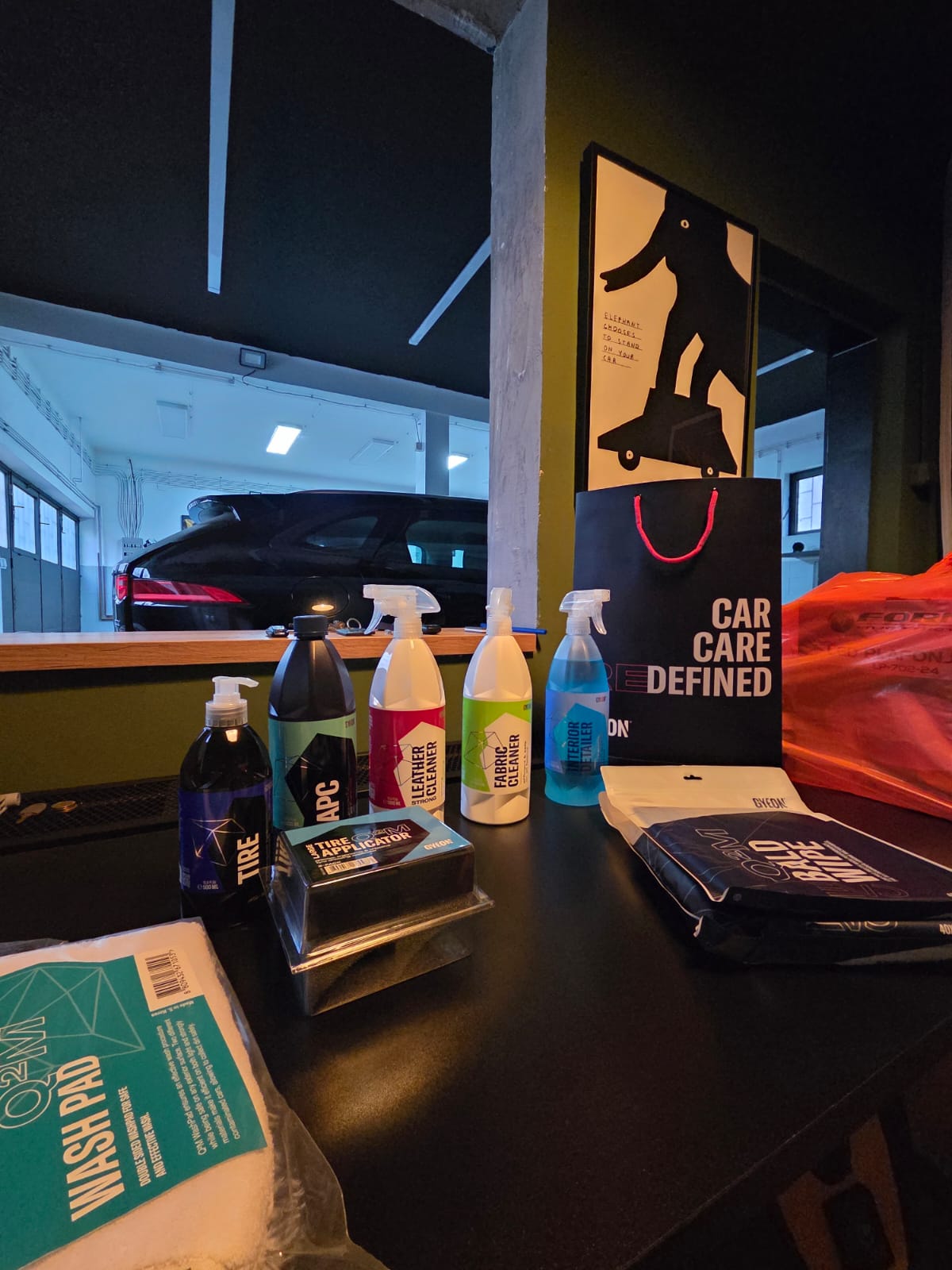 auto detailing dorcol rad 43 | profesionalno pranje i poliranje automobila u studiju na Dorćolu